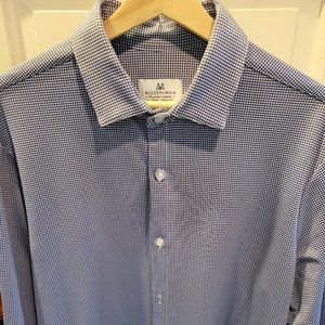 Mizzen & Main Button Down, size XL + Trim Fit, blue and white pattern